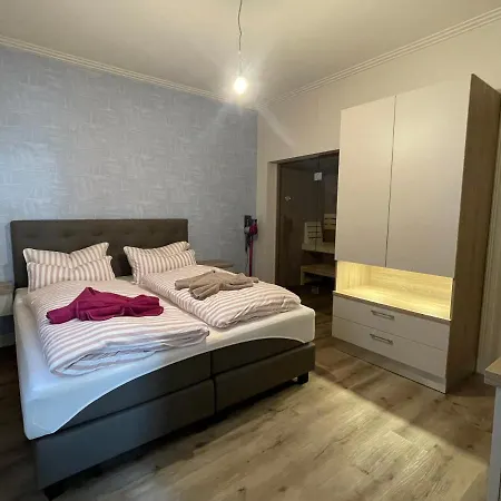 Apartment Alte Schulstrasse Altstadtdomizil Onni Whg 1 *