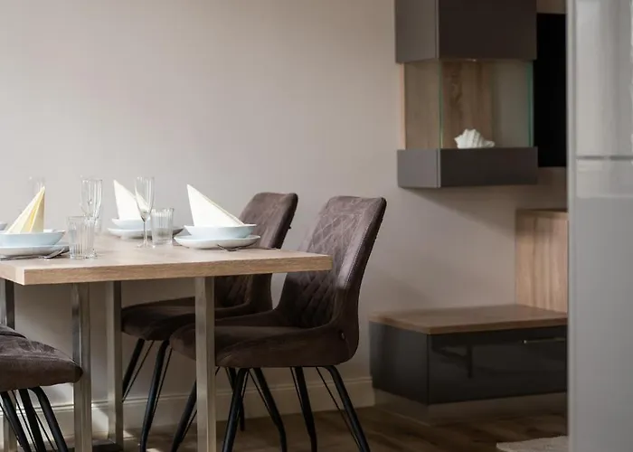 Lägenhet Alte Schulstrasse Altstadtdomizil Onni Whg 1